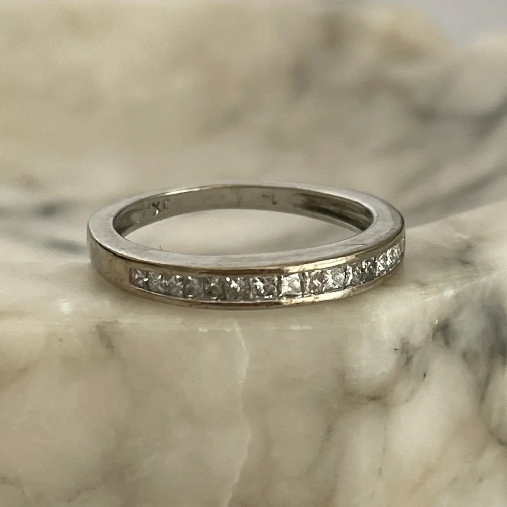 Solid 14K white gold diamond ring natural princess diamonds stacking band VTG - Picture 5 of 15